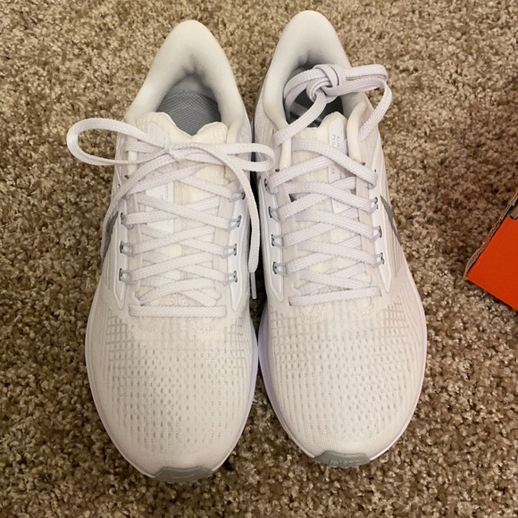 nike air zoom pegasus - Picture 3 of 9